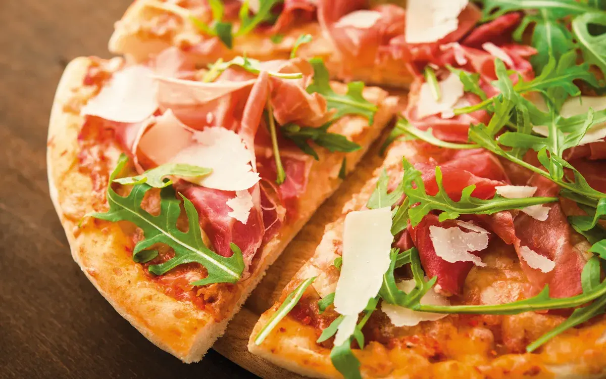 CONSTRUCTA Pizza